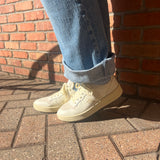 Women's V-10 - Pure Calcaire