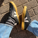 Women's Recife Sneakers - Black / White