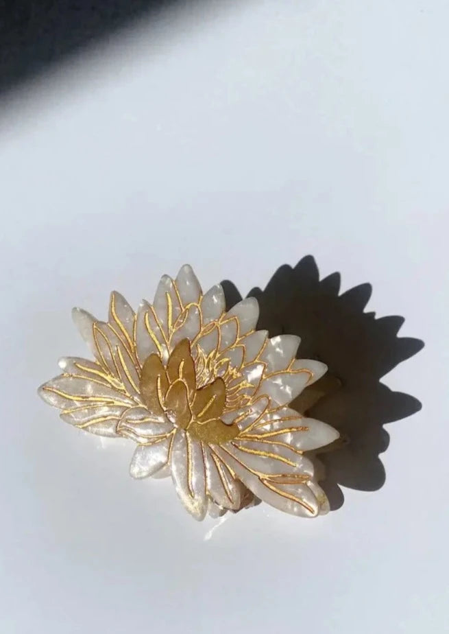 Water Lily Hair Clip - White
