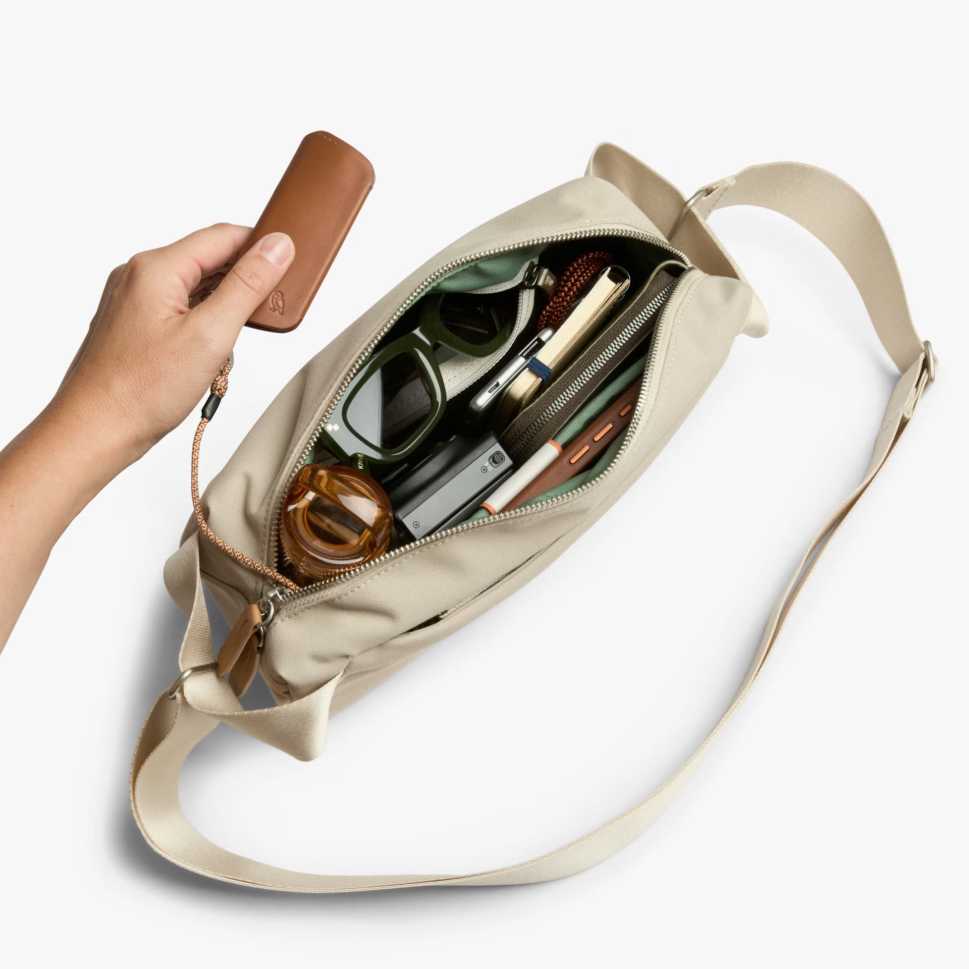 Classic Sling Bag 5L - Tahini