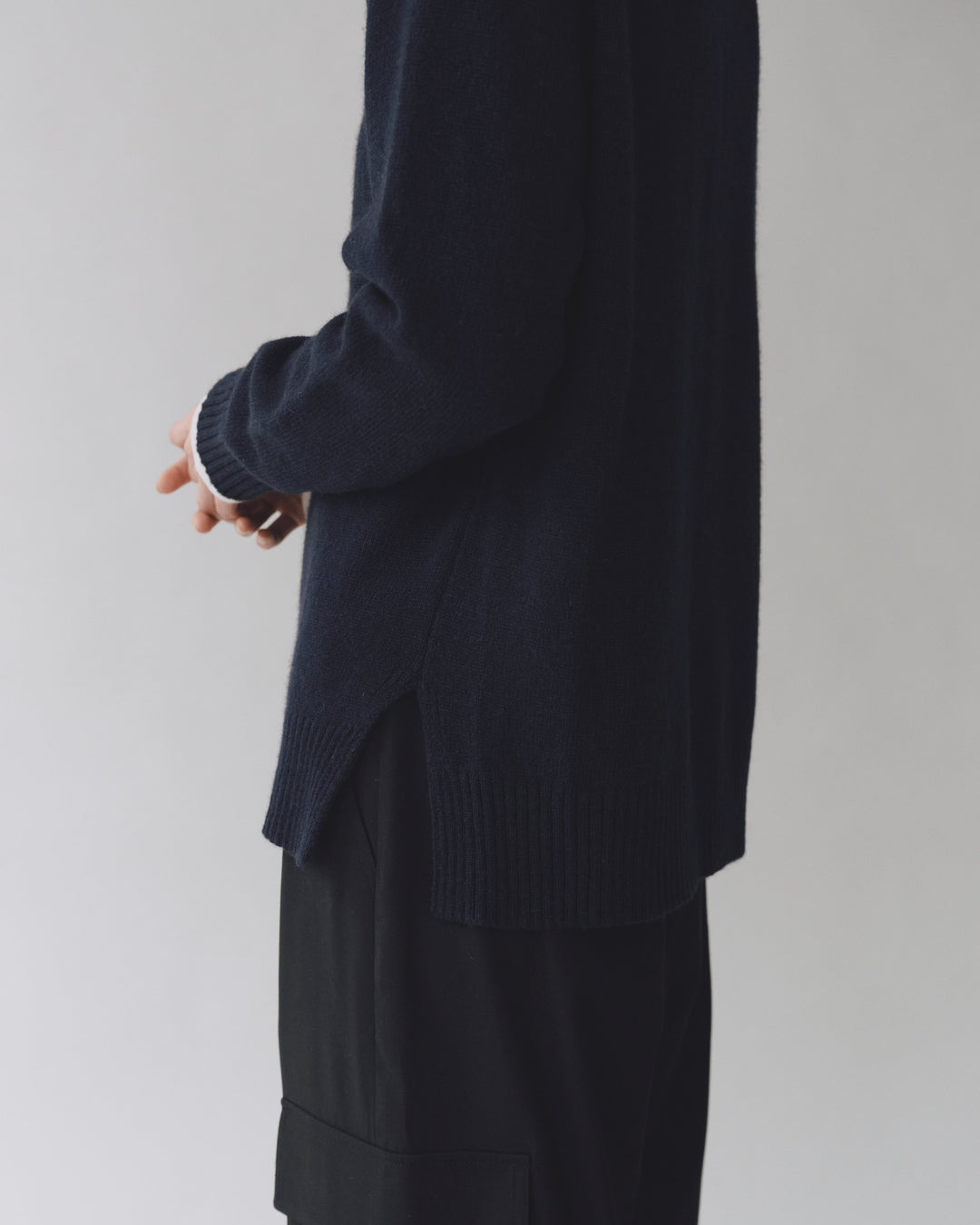 Cashmere Blend Crewneck - Navy