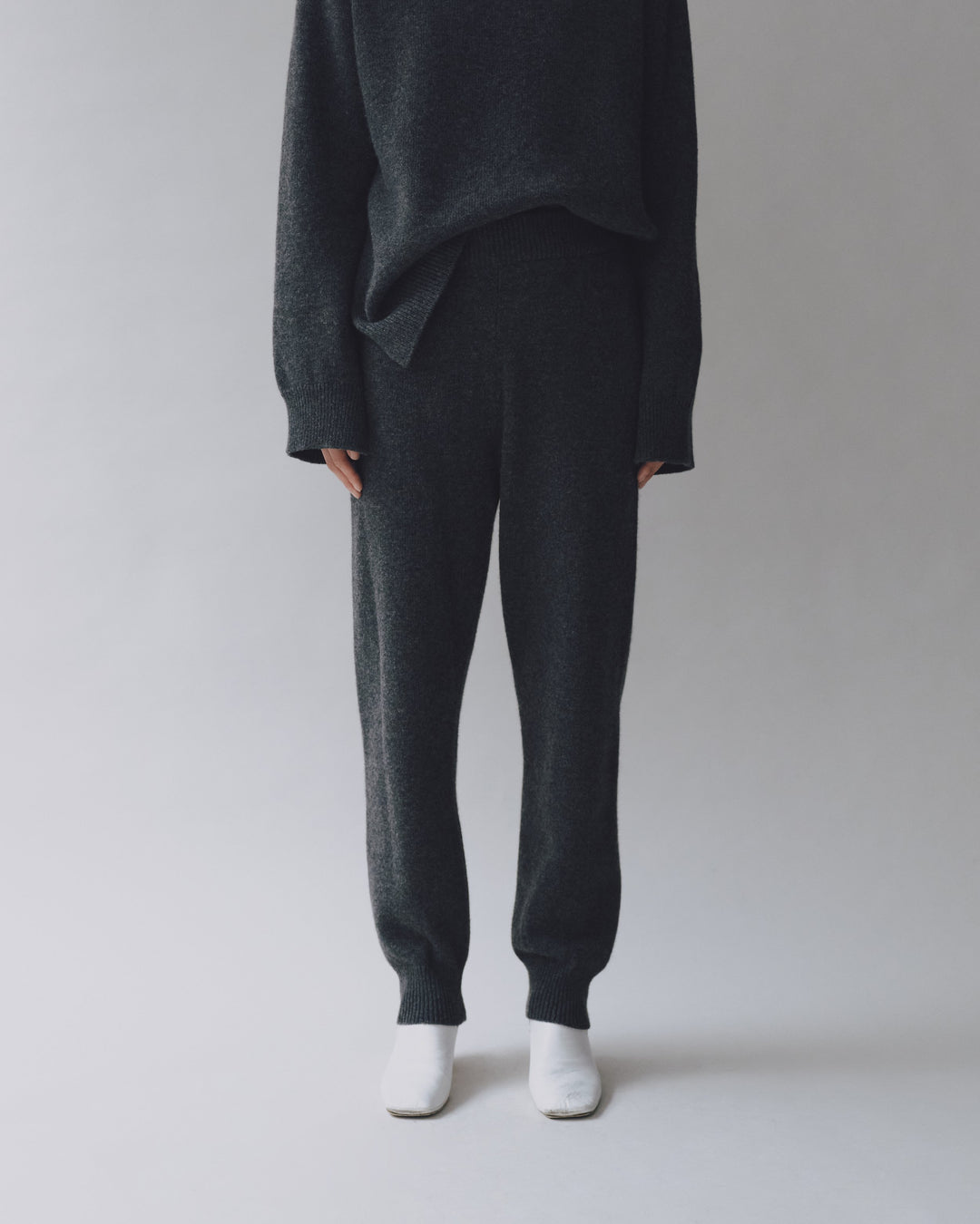 Cashmere Blend Knit Pants - Charcoal