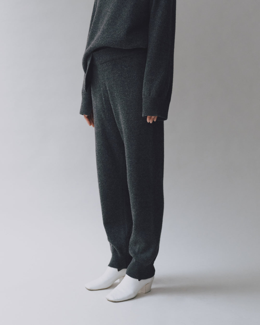 Cashmere Blend Knit Pants - Charcoal