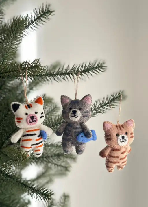 Cute Cat Ornament - Brown