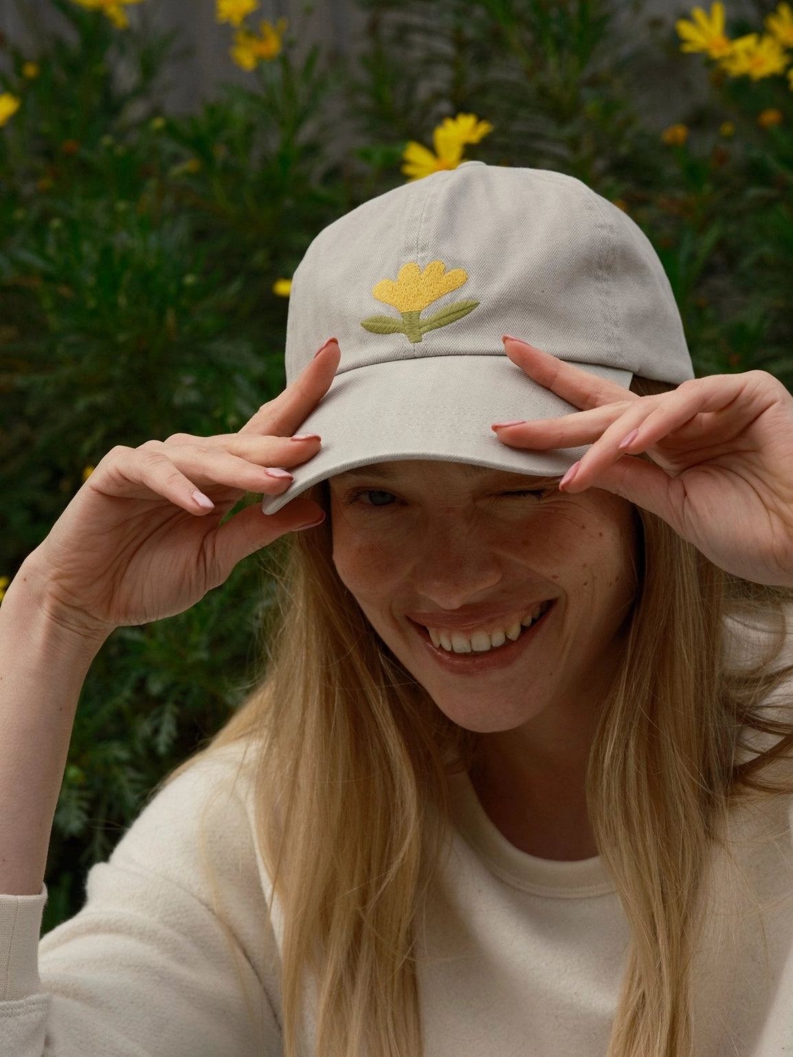 Flower Hat - Dove