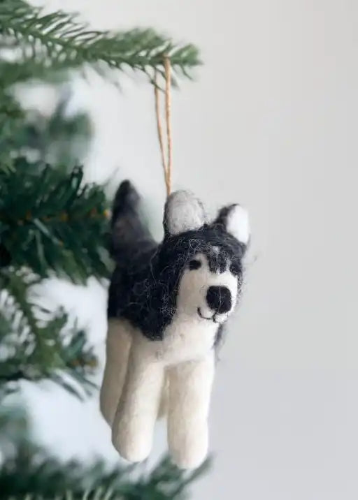 Husky Ornament - Black