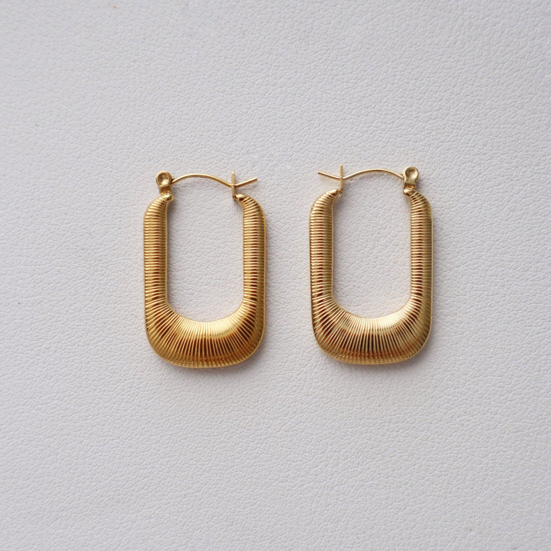 Luna Hoop Earrings