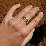 Wavy Band Ring - Silver