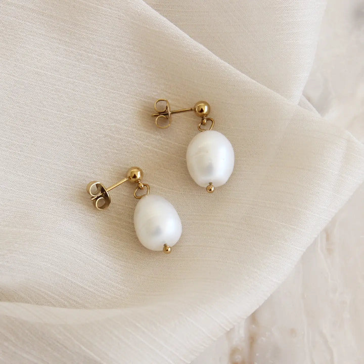 Baroque Pearl Drop Earrings - Gold