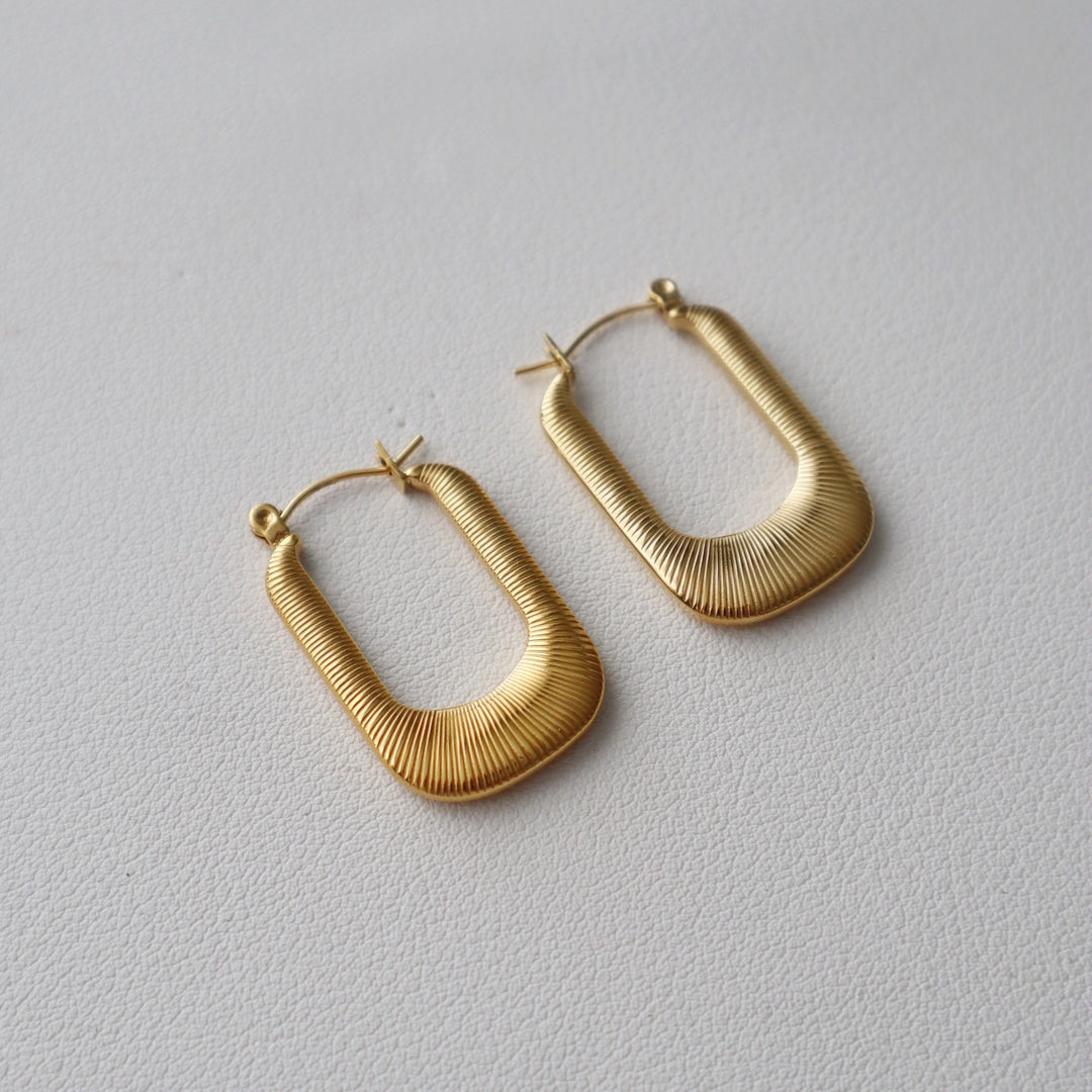 Luna Hoop Earrings