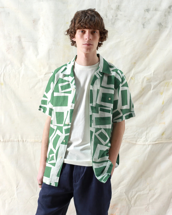 Selleck S/S Shirt - Tropical Green