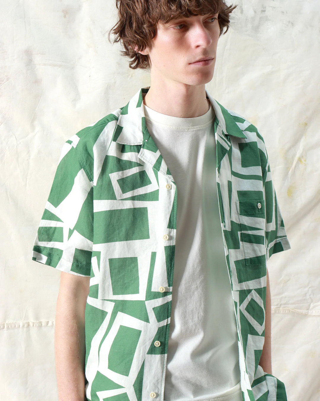 Selleck S/S Shirt - Tropical Green