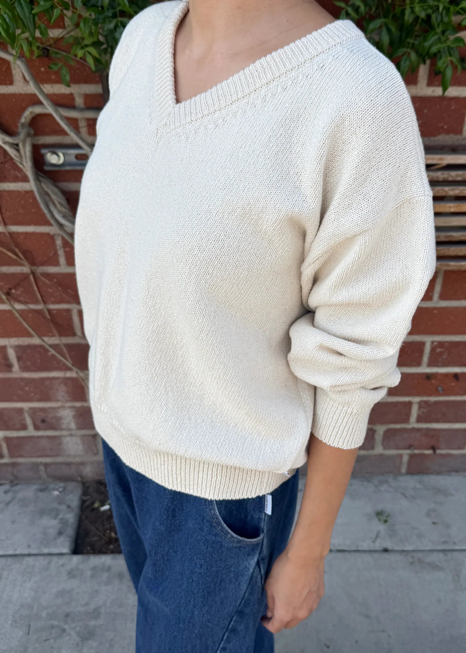 Abby Cotton V Neck Sweater - Naturel