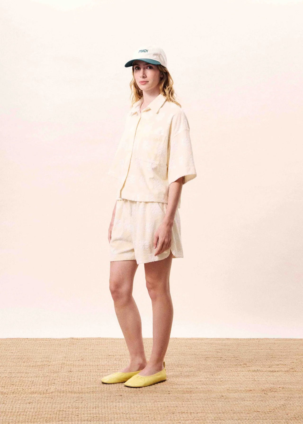 Vaelia Shorts - Cream