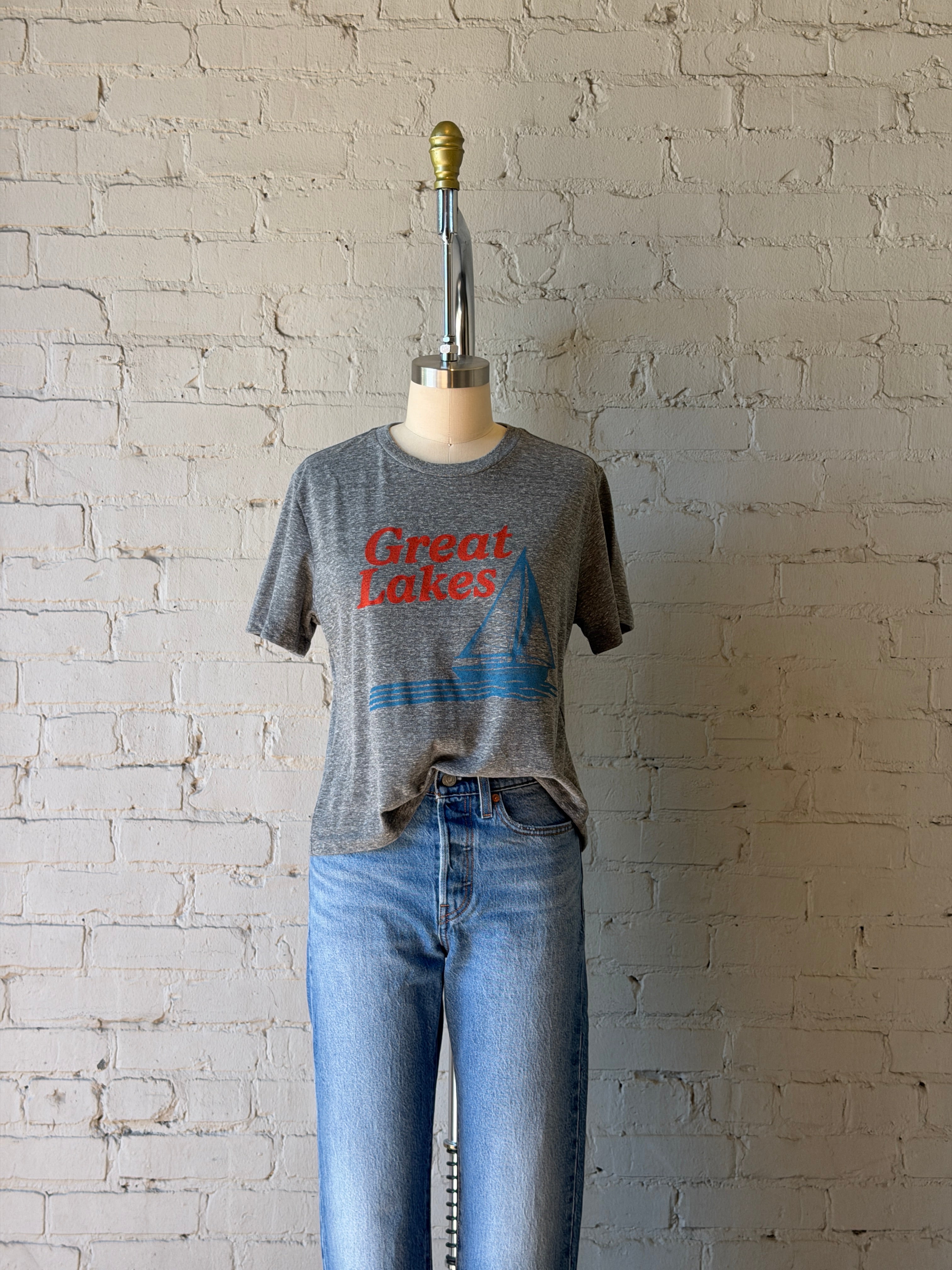 Great Lakes Sailboat Tee - Heather Grey