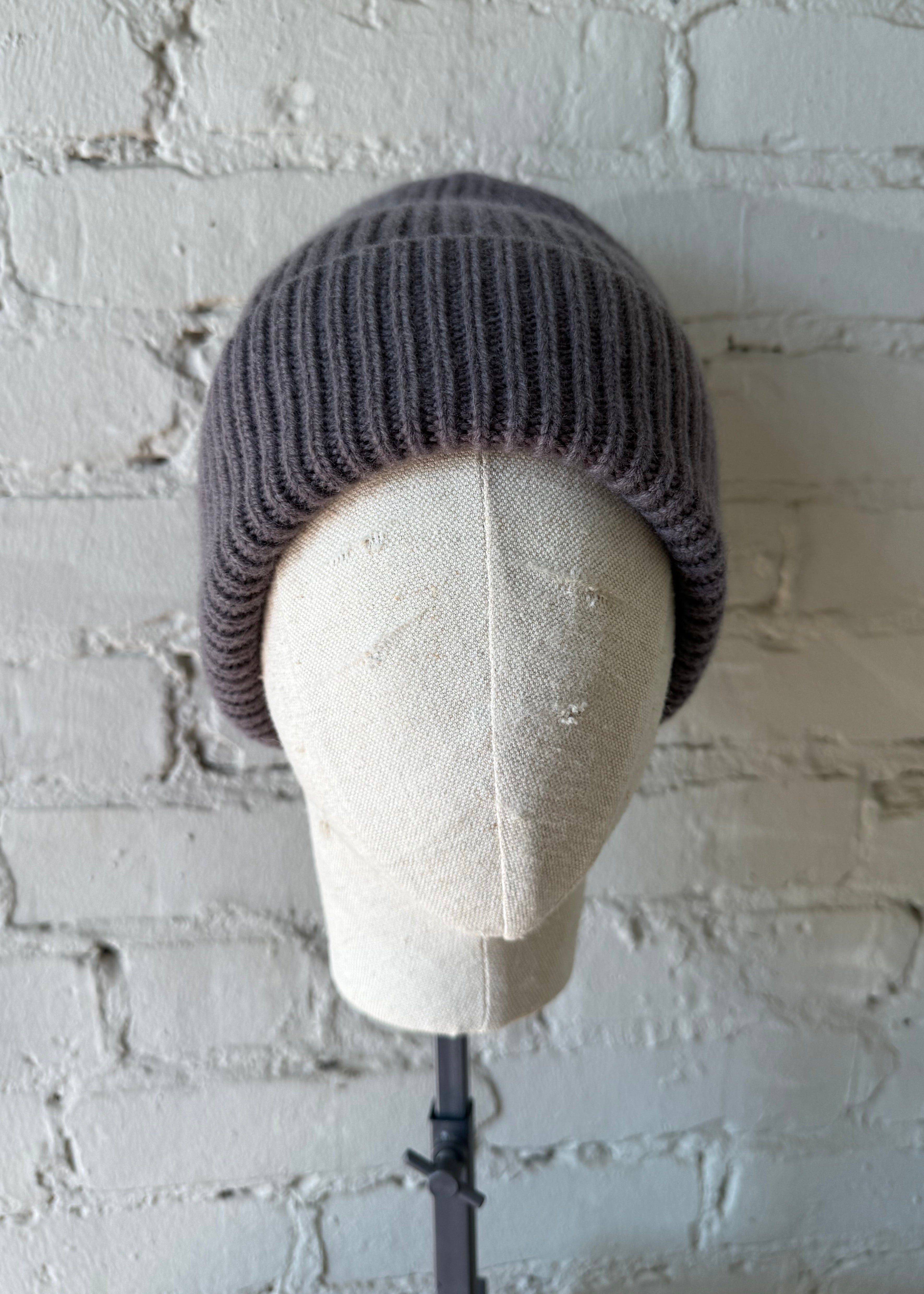 Merino Wool Everyday Beanie - Dark Ceramic Gray
