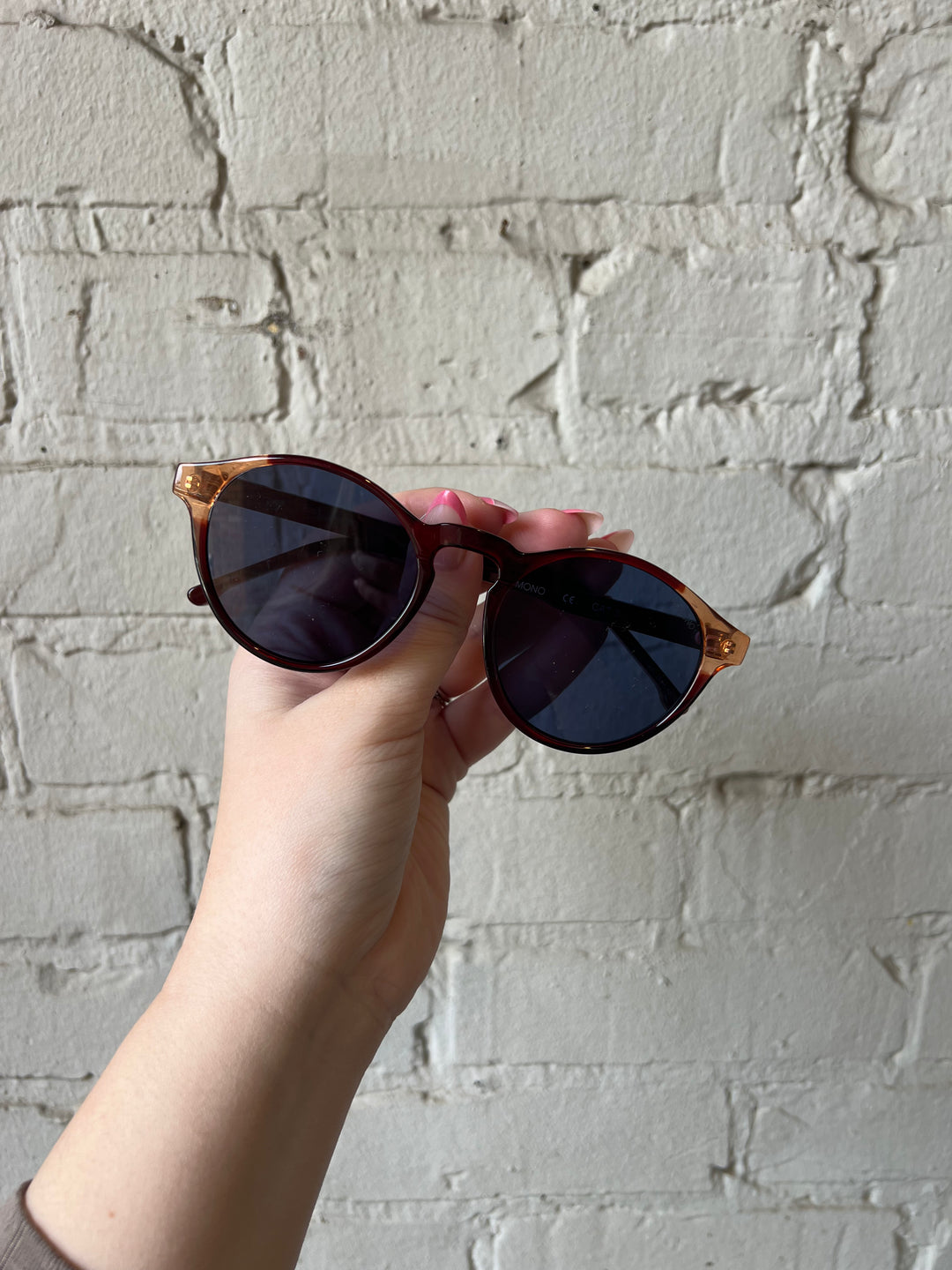 Devon Sunglasses - Burgundy Coral