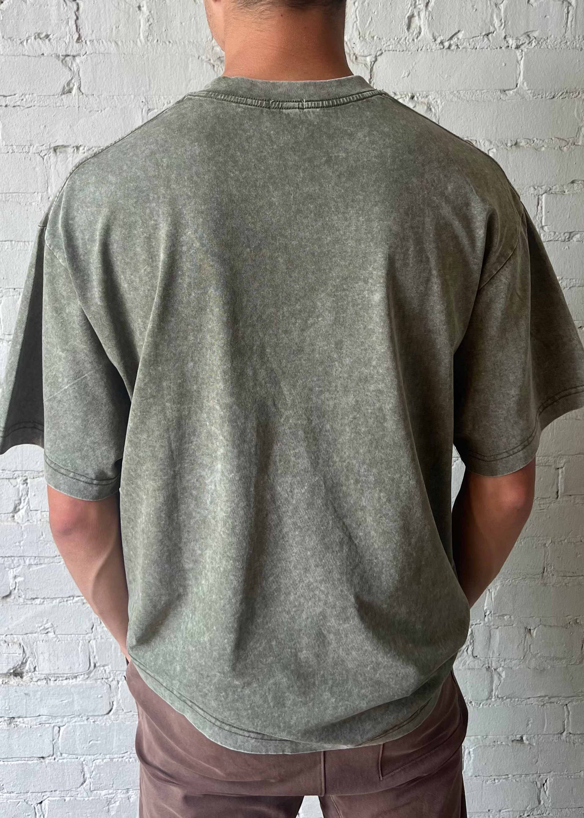 Coastal Comfort Tee - Olive