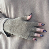 Iona Fingerless Gloves - Colt