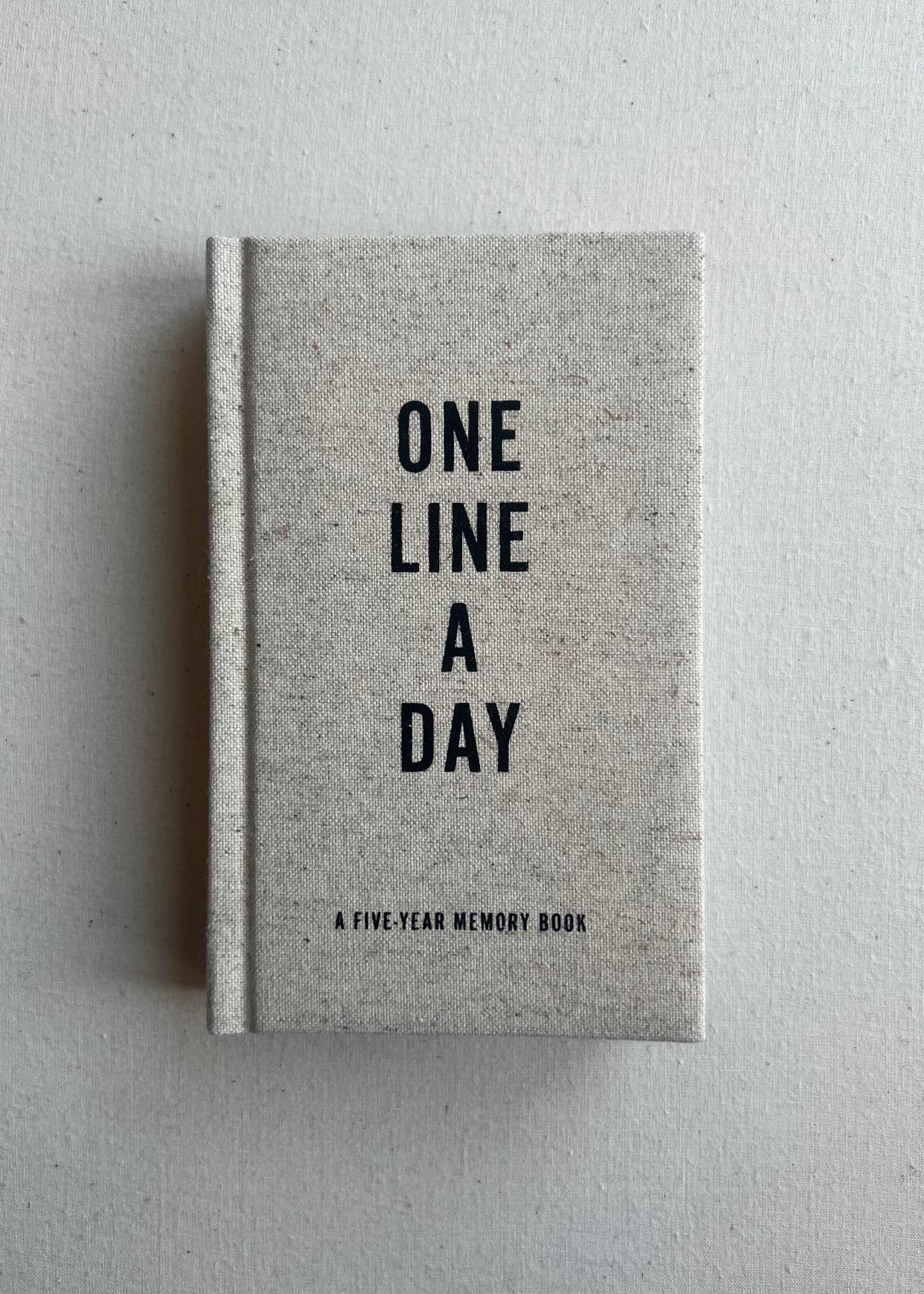 One Line A Day Journal | 5 Year Memory Journal | Frances Jaye