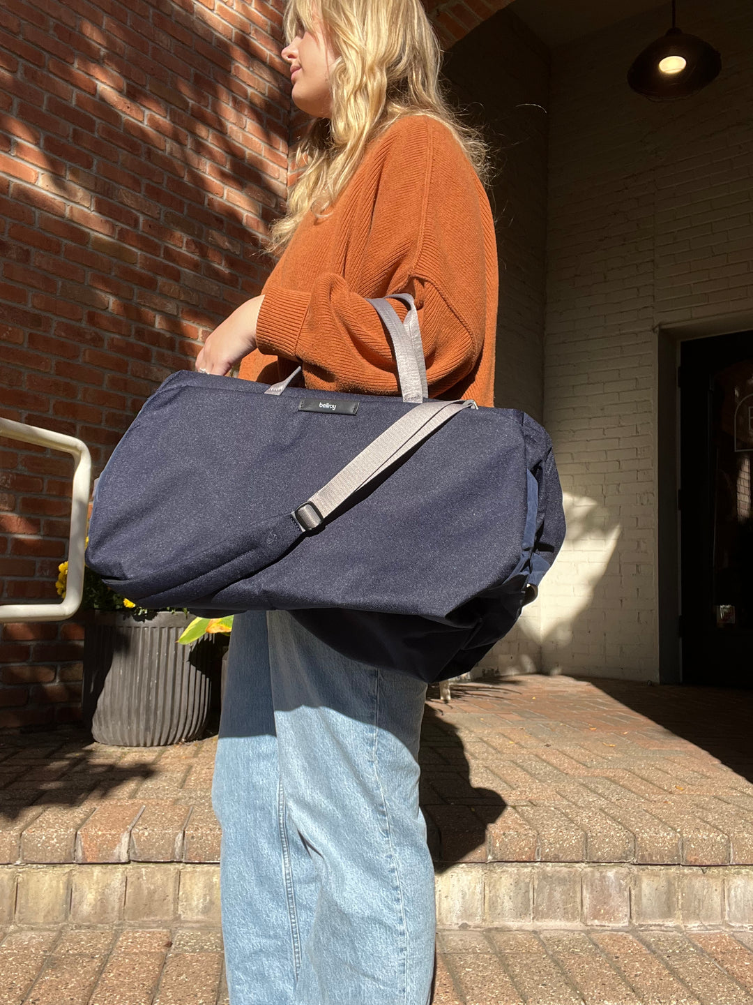 Classic Weekender 45L Bag - Navy