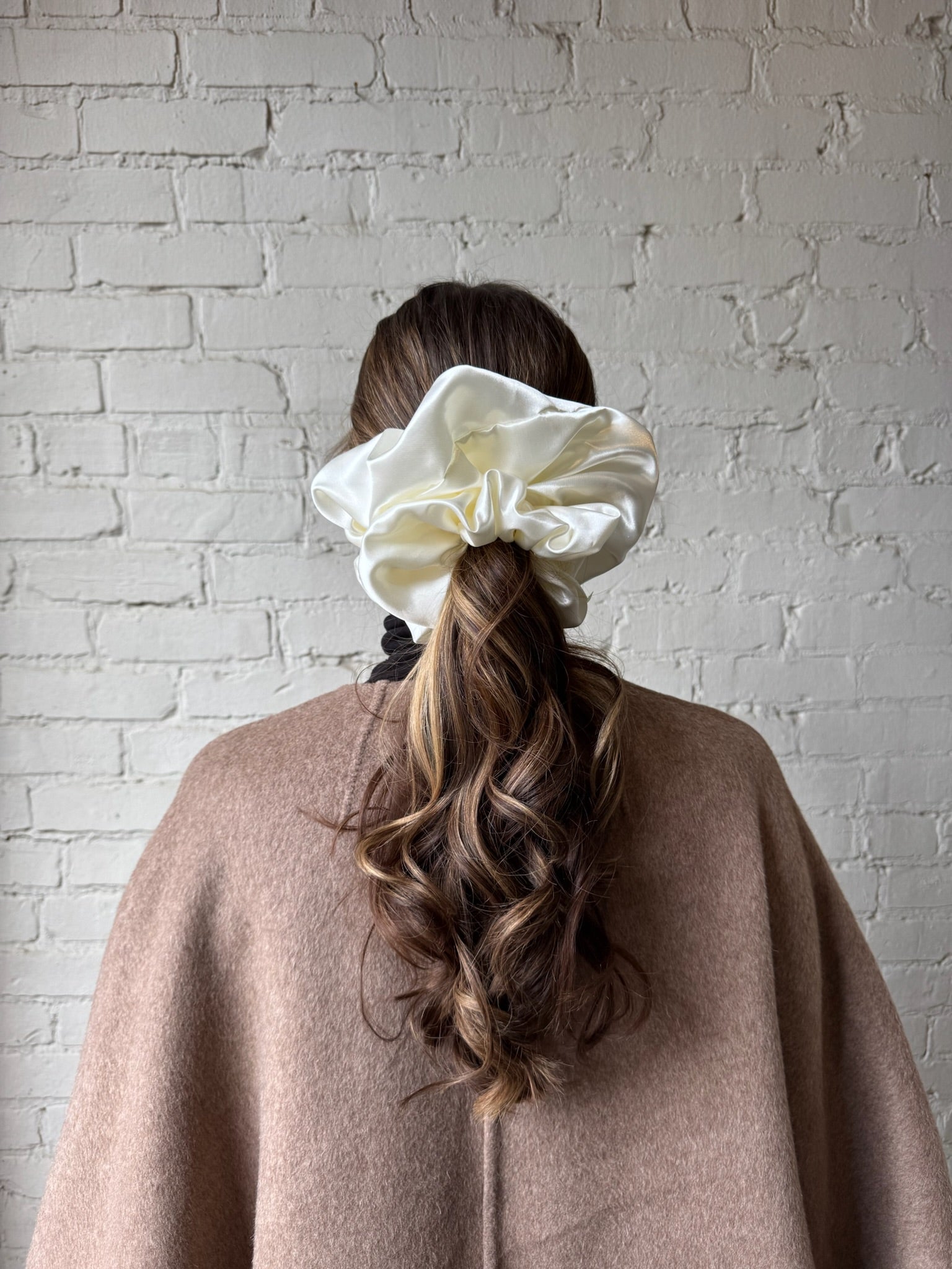 Giant Satin Scrunchie - Ivory