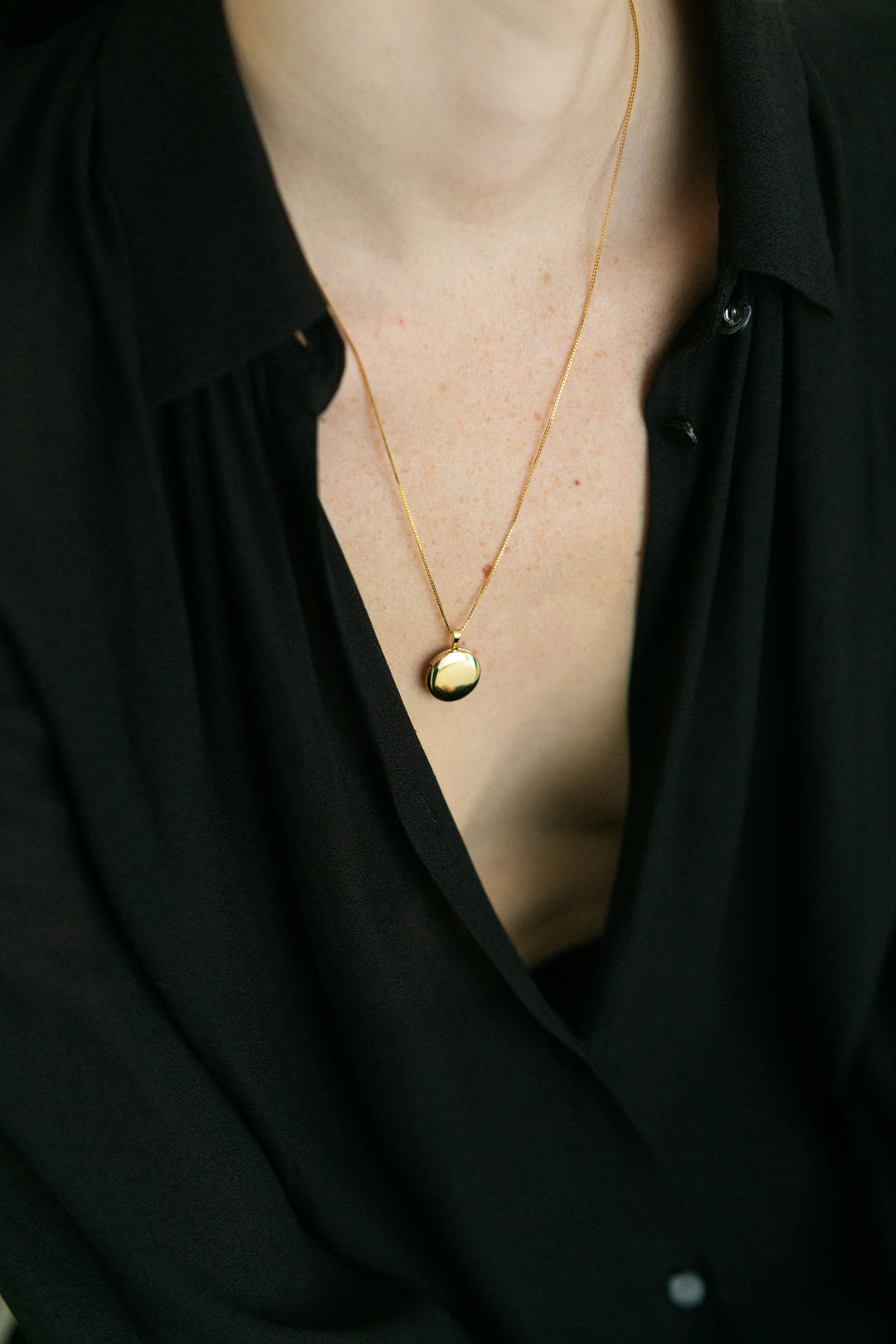 Classic Round Locket Necklace - Gold