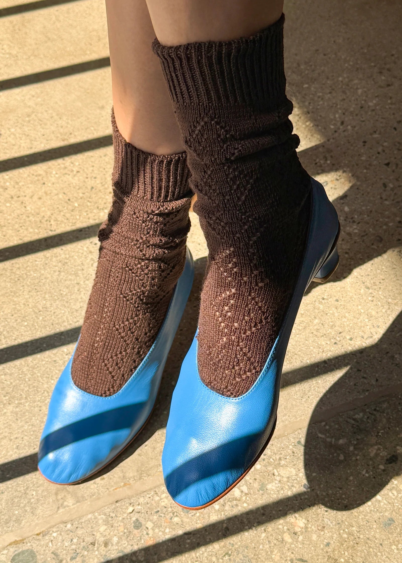 Modal Eyelet Socks - Brown