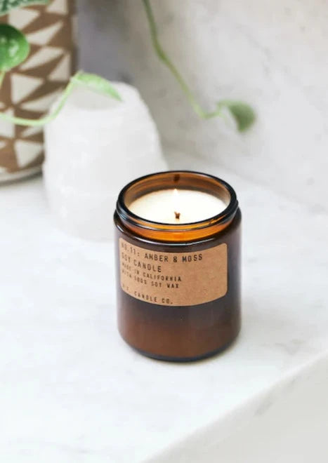 Standard Soy Candle - Amber & Moss