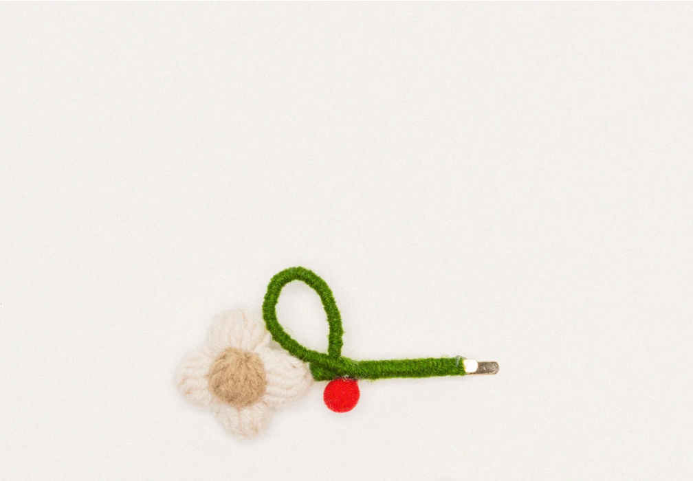 Dapper Daisy Hair Pin - White