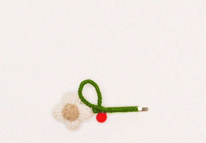 Dapper Daisy Hair Pin - White