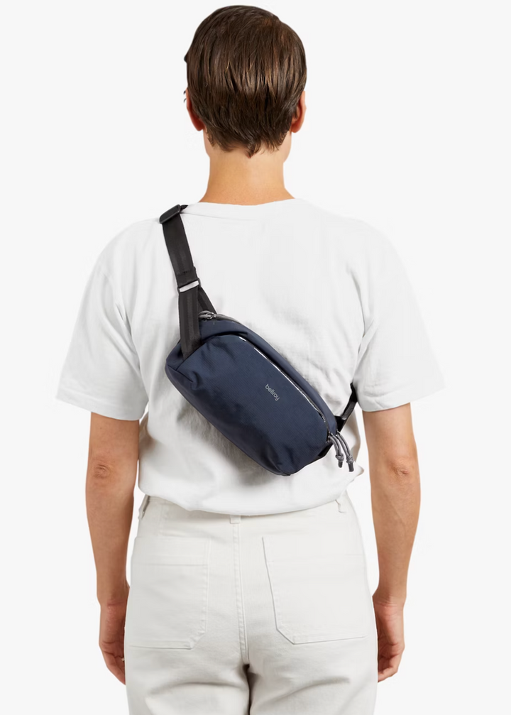 Venture Ready Sling 2.5L - Nightsky