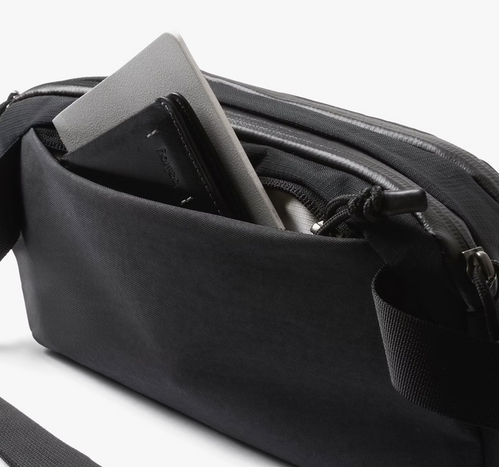 Venture Ready Sling 2.5L - Black