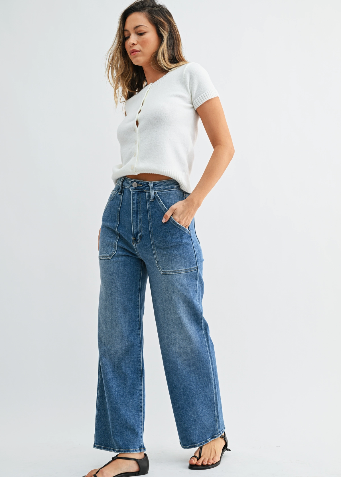 Cargo Pocket Wide Leg Jeans - Medium Denim