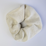 Raw Silk Scrunchie - Cream / White