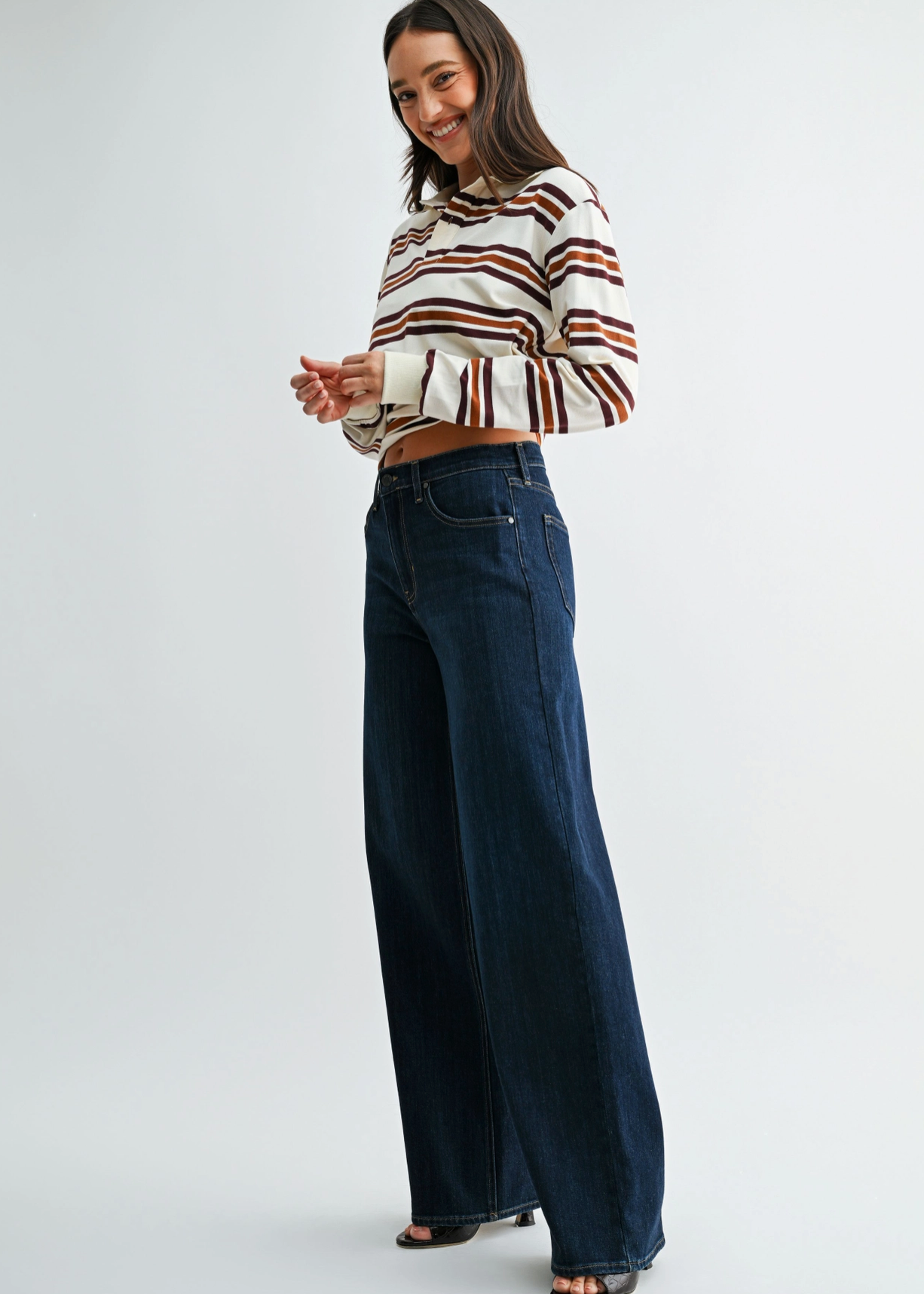 Classic Relaxed Wide Leg Jeans - Dark Denim
