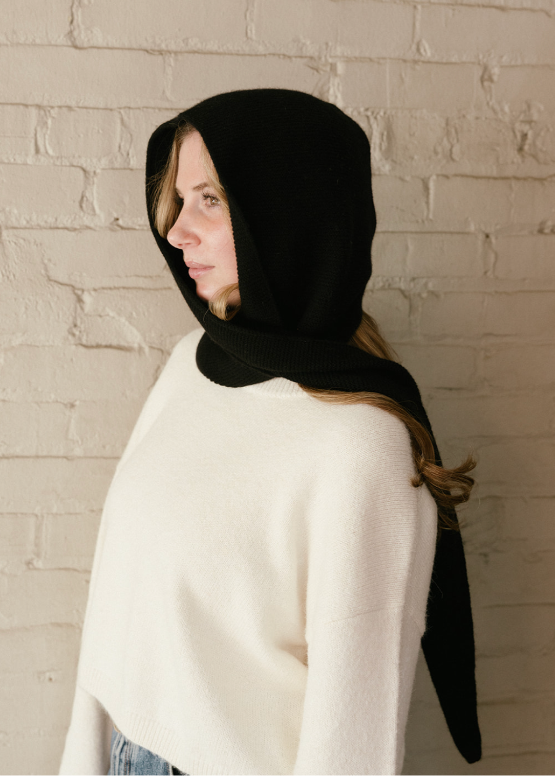 Merino Wool Hood - Black