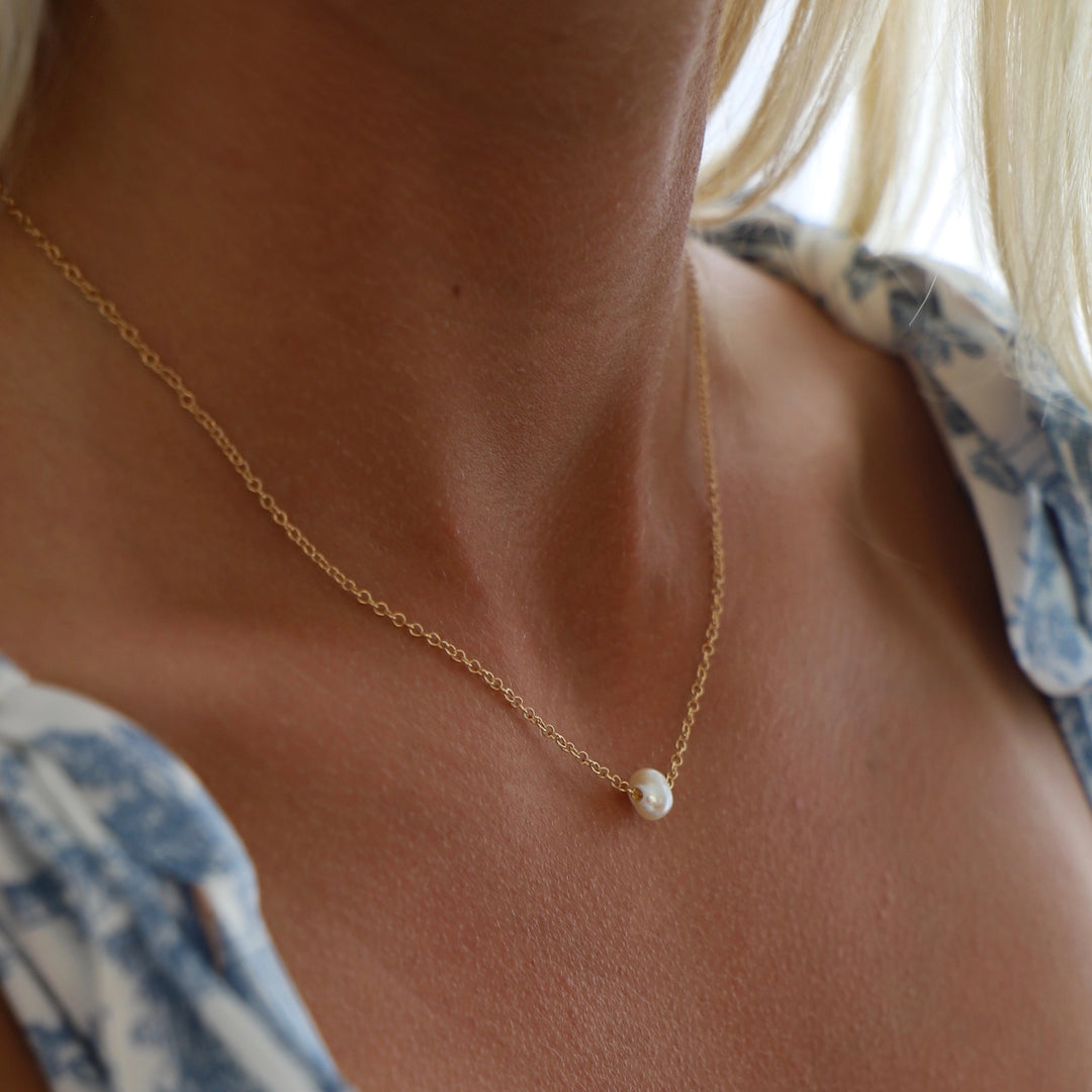 Pearl Clove Necklace - Gold