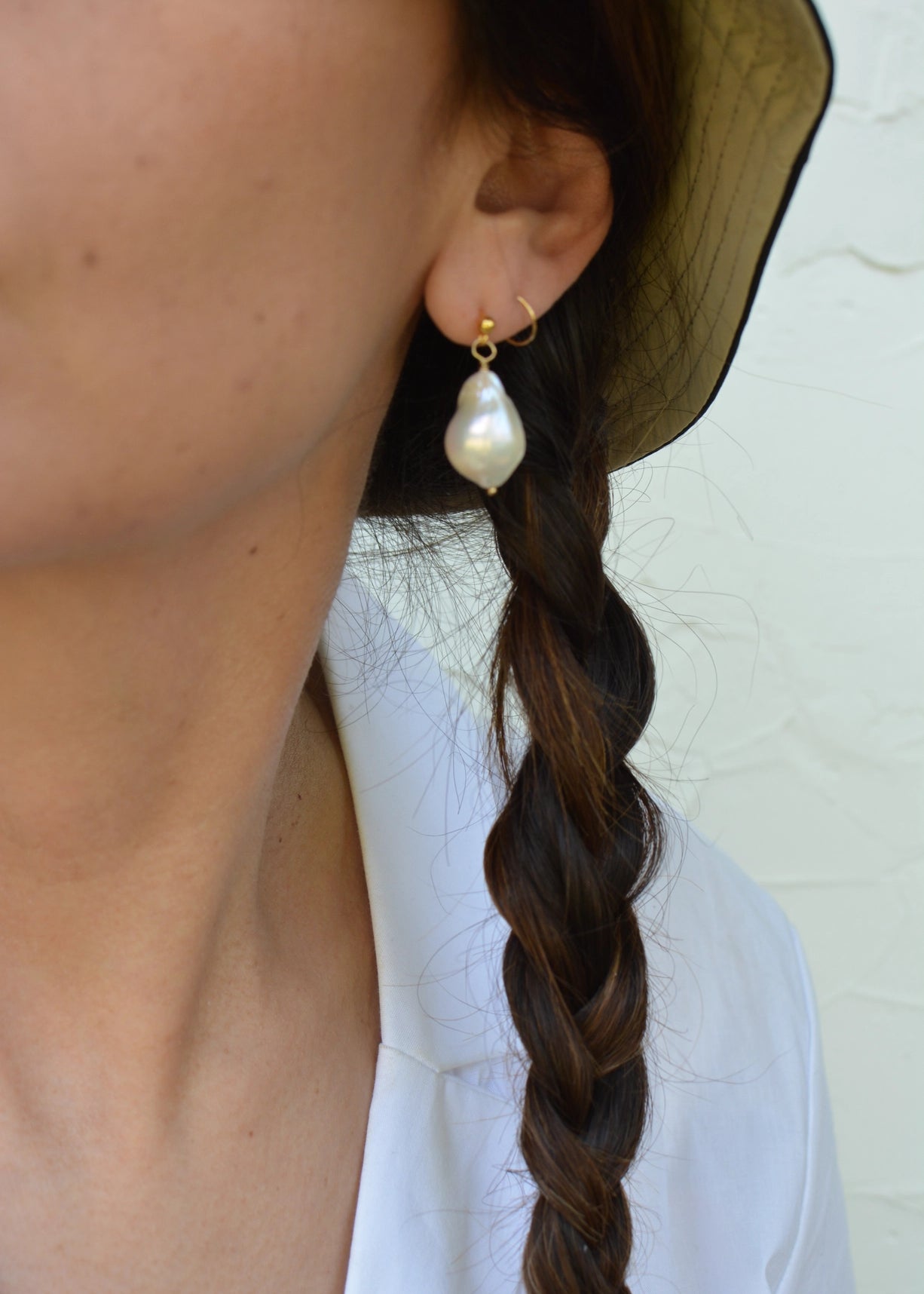 Baroque Pearl Drop Earring - Gold