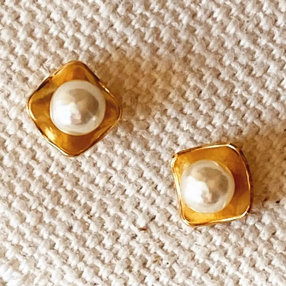 Pearl Studs - Gold
