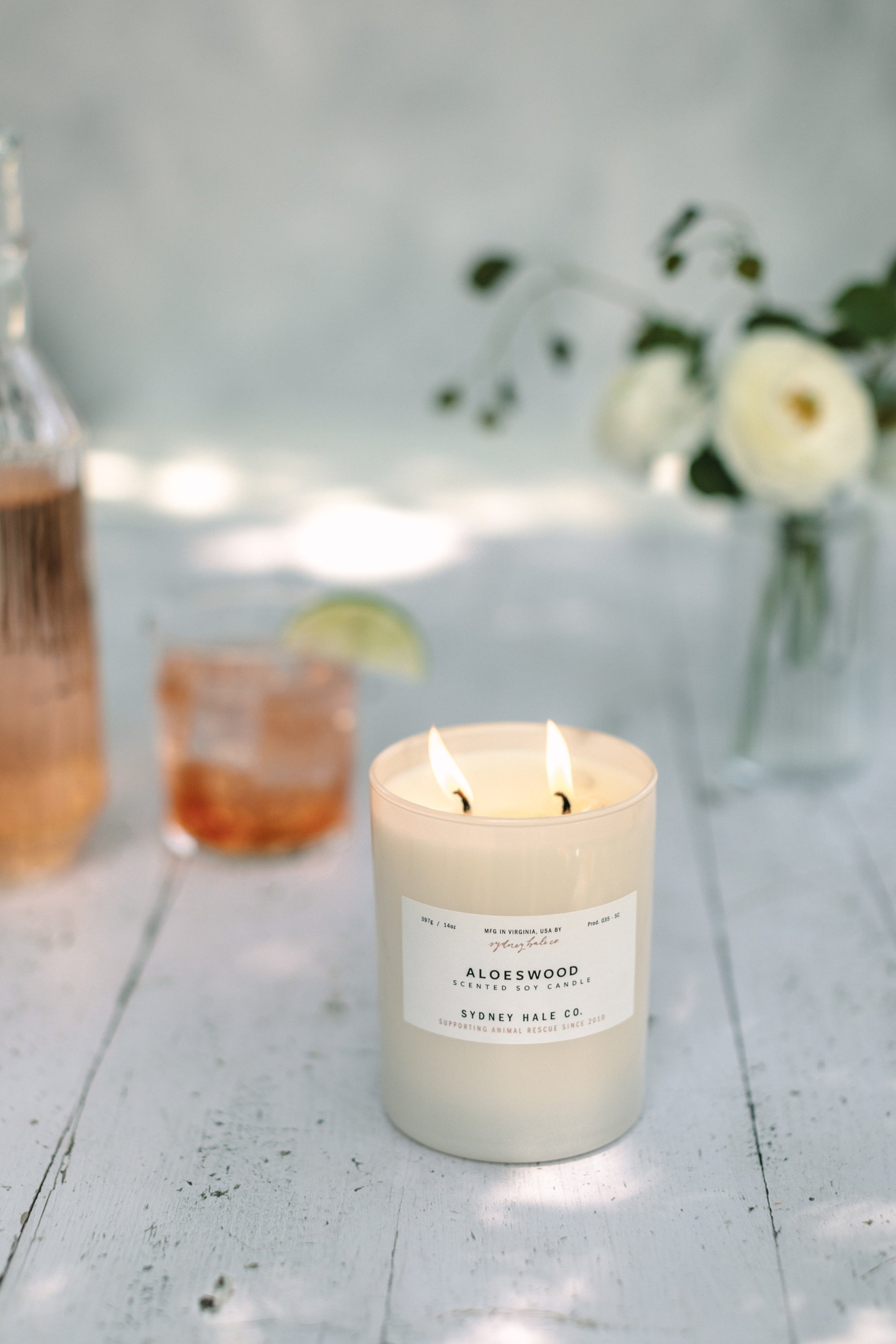 Sydney Hale Aloeswood 14 oz. candle