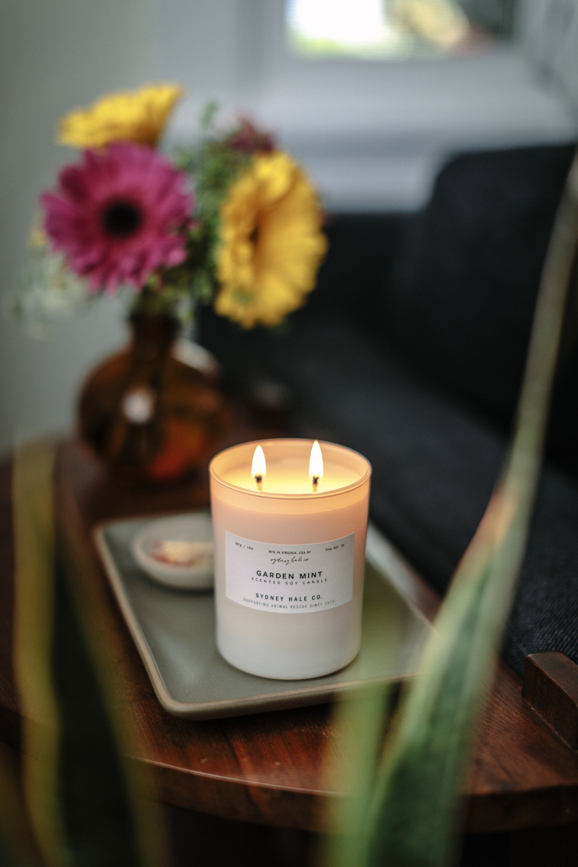 Sydney Hale Garden Mint 14 oz. candle